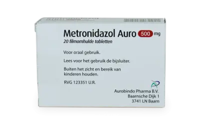 Opakowanie leku Metronidazol Auro 500 mg, zawierające 20 tabletek. Przeznaczony do stosowania doustnego.
