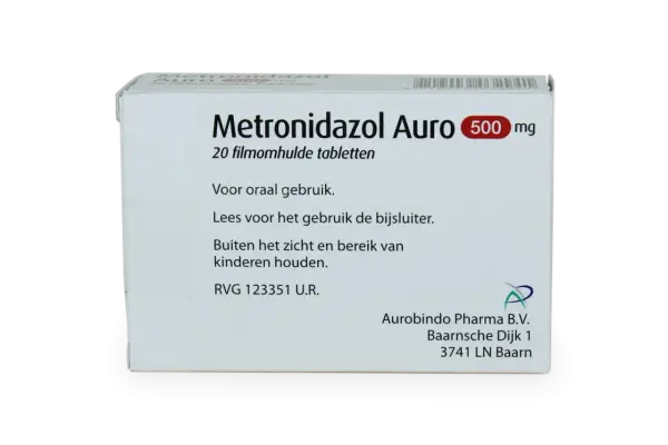 Opakowanie leku Metronidazol Auro 500 mg, zawierające 20 tabletek. Przeznaczony do stosowania doustnego.