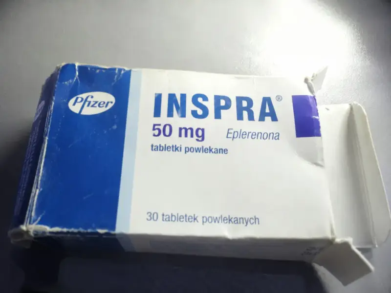 Opakowanie leku Inspra 50 mg z eplerenonem. Szukasz zamienników espiro?